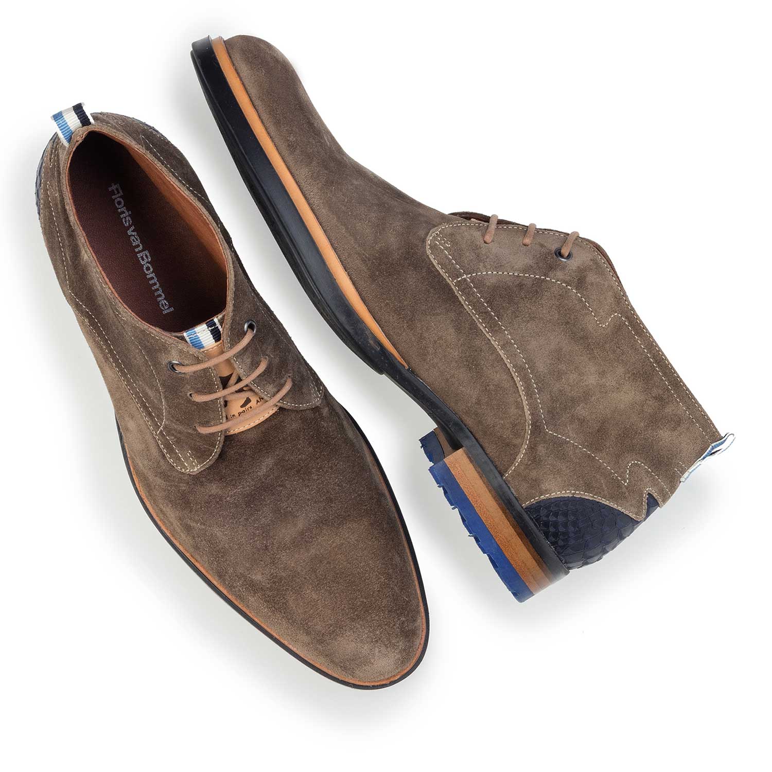 10947/07 - Taupe-coloured suede leather lace boot 10947/07 - Taupe-coloured suede leather lace boot