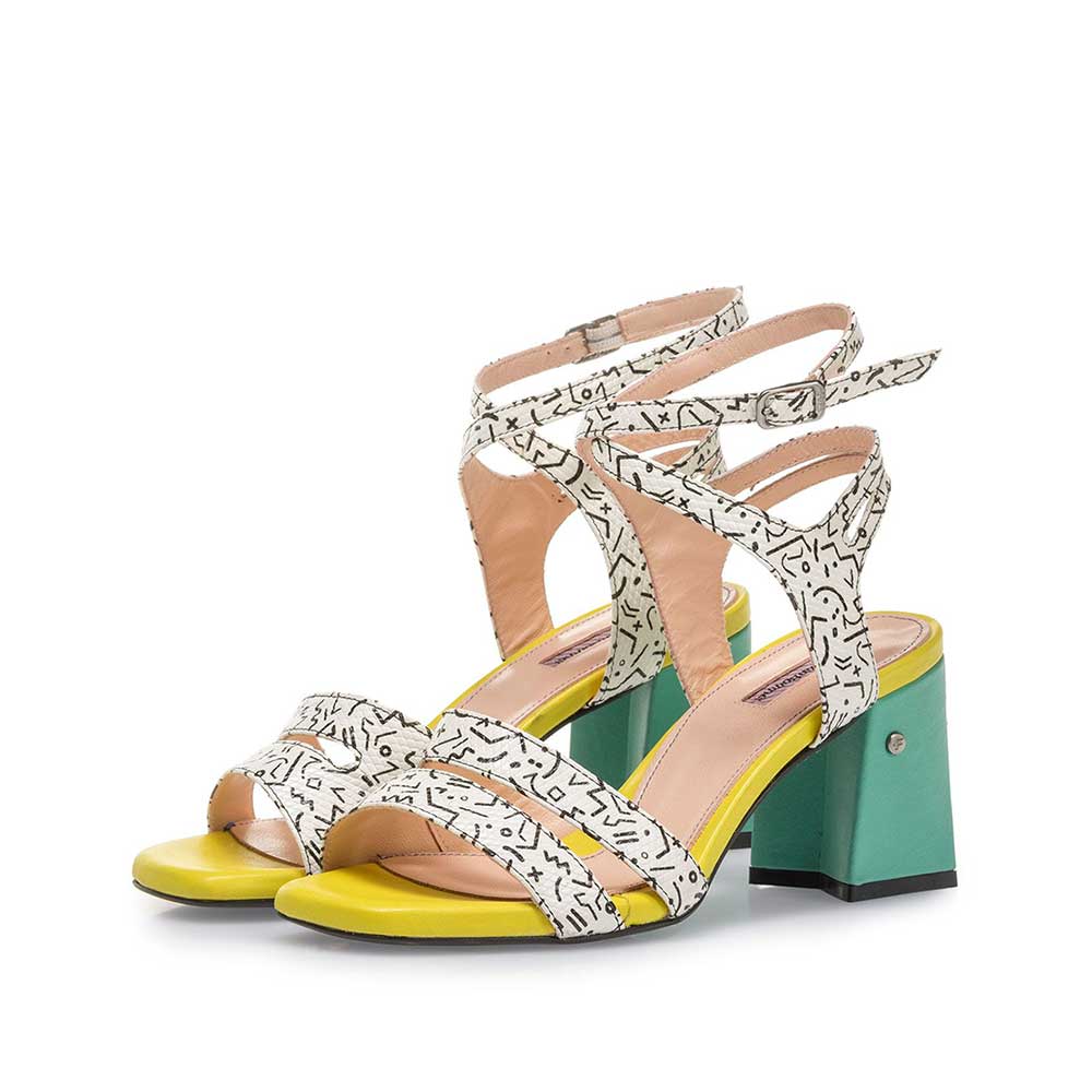 85943/05 - White high-heeled sandals with black print 85943/05 - White high-heeled sandals with black print
