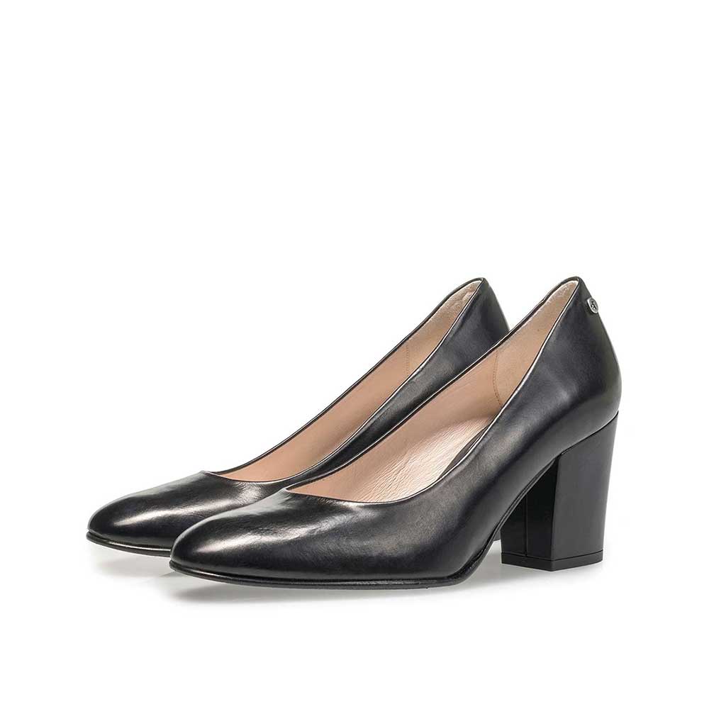 85520/04 - Black calf leather pumps 85520/04 - Black calf leather pumps