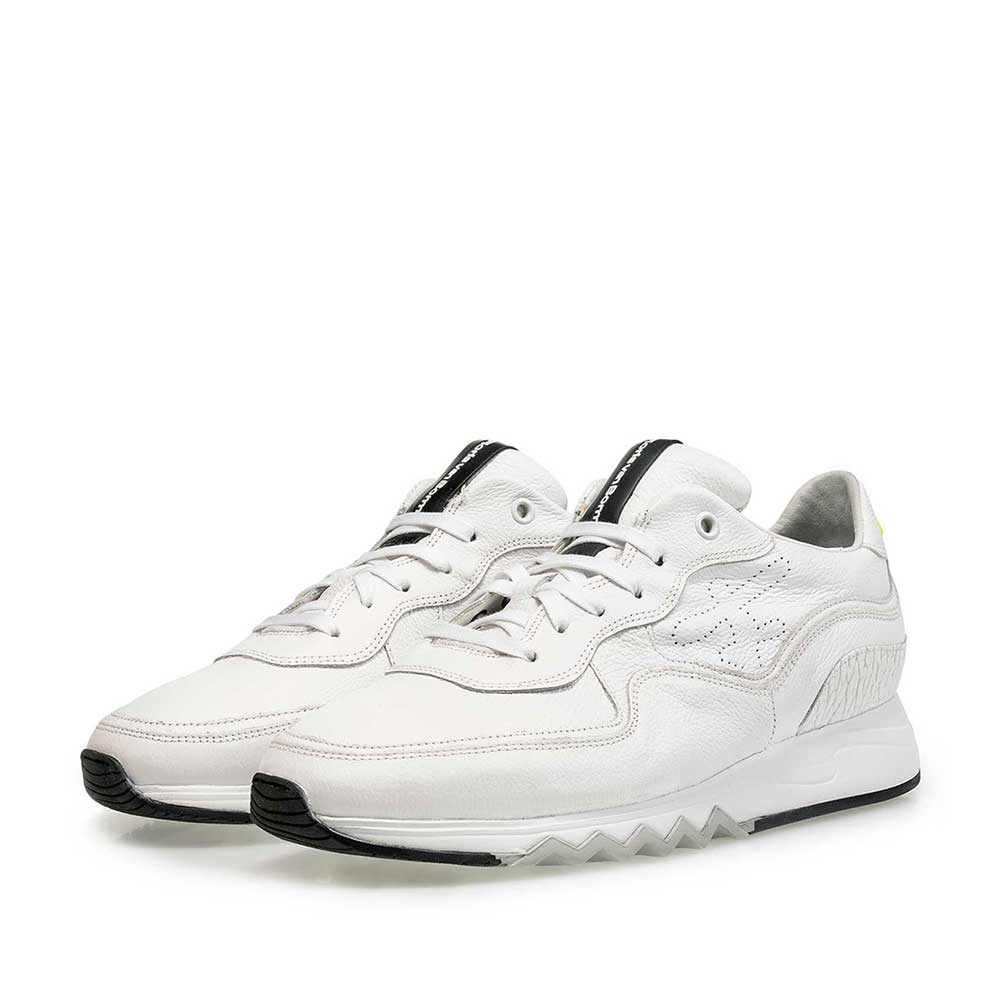 16093/05 - White structured leather sneaker 16093/05 - White structured leather sneaker